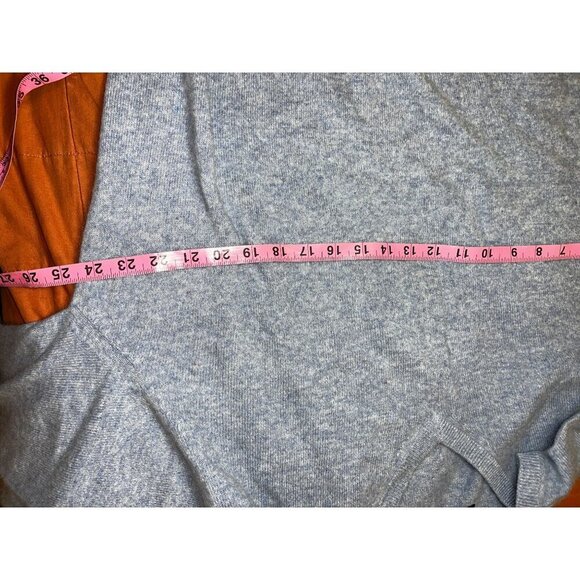 Jos. A. Bank 100% CASHMERE Mens Light Blue V-Neck  Sweater Size XL - Picture 5 of 6